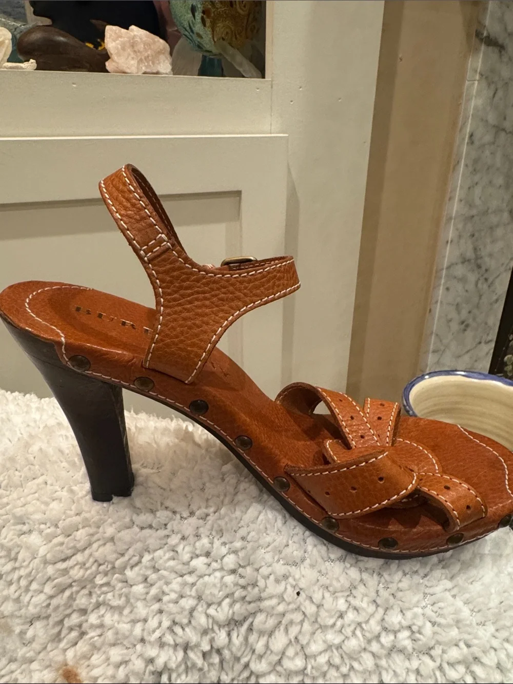 Burberry Tan Leather Knotted Sandals
